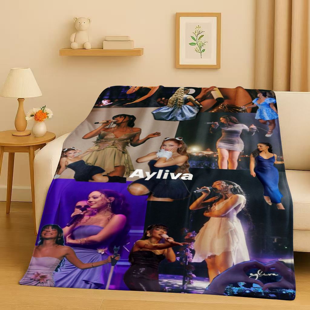 Home Textiles Classic Fashion - ผ้าห่มแฟลนเนลลายนักร้องป๊อปแฟชั่น Ayliva Lieb ผ้าห่มนุ่มพิเศษ อุ่นสบาย สำหรับใช้ในบ้าน